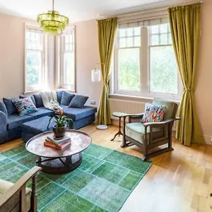 Apartment Three-storey, Renovated 1890s Heritage In Spitalfields Market, London